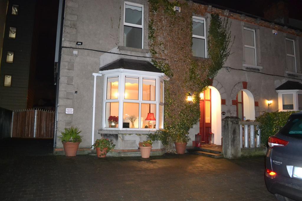 Aine Rose Guest Accommodation Dublin Buitenkant foto